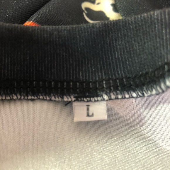 🔫’s & 🌹’s GUNS & ROSES CONCERT T-SHIRT 🌹🔫 - Picture 10 of 10